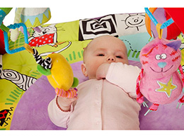 Hrací deka s hrazdou pro novorozence TAF TOYS