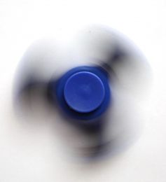 Fidget Spinner - antistresová hračka - modrý