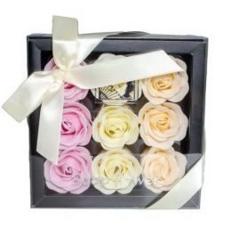 Mydlové kvety ruže v darčekovom boxe